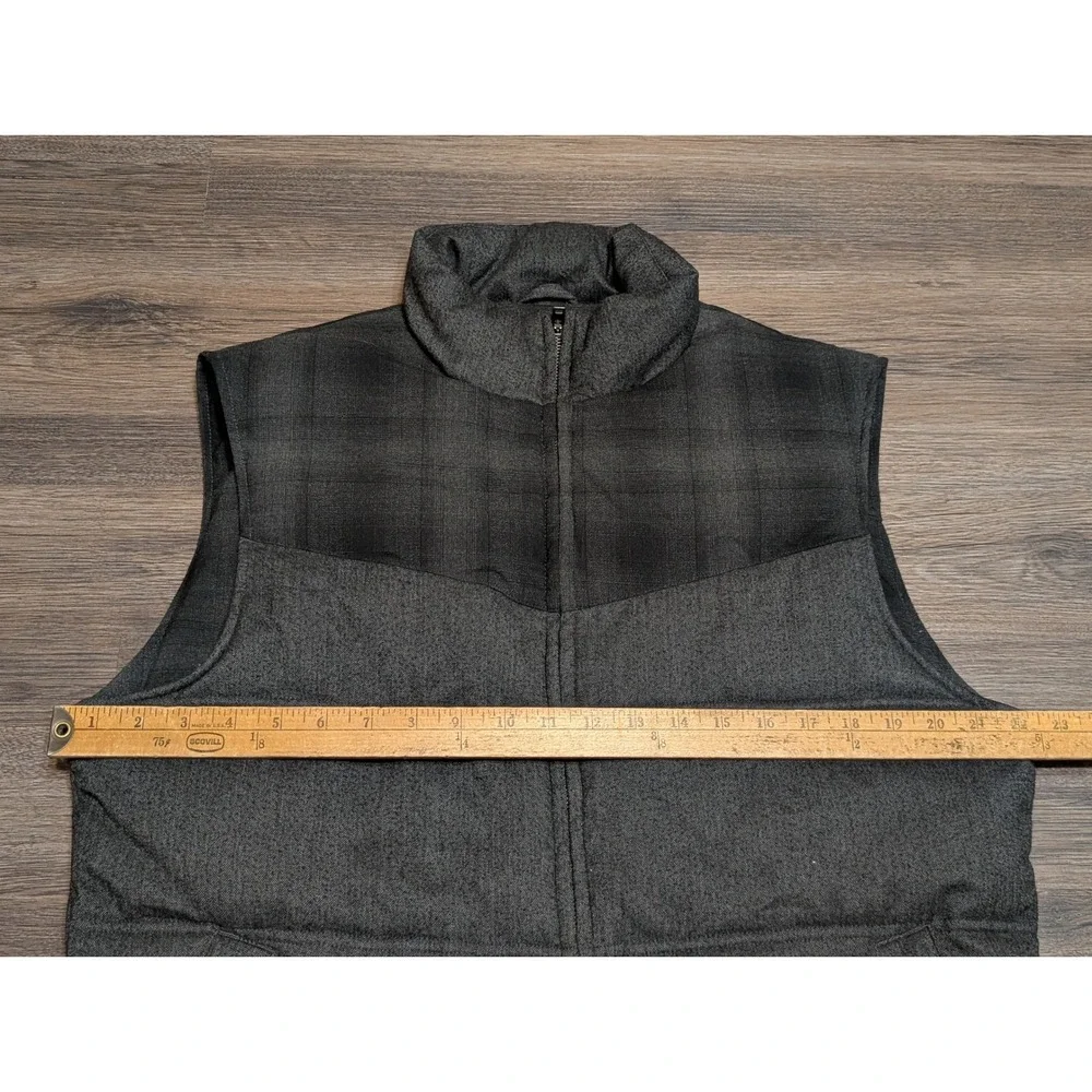 Banana Republic Mens M Gray‎ Puffer Vest Quilted Full Zip Casual Outdoor